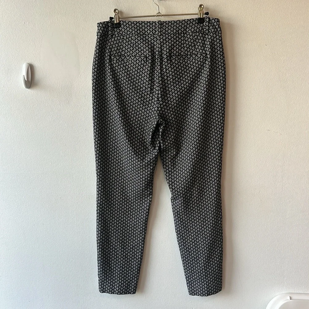 WHBM size 6 black white gold embroidered dress pants